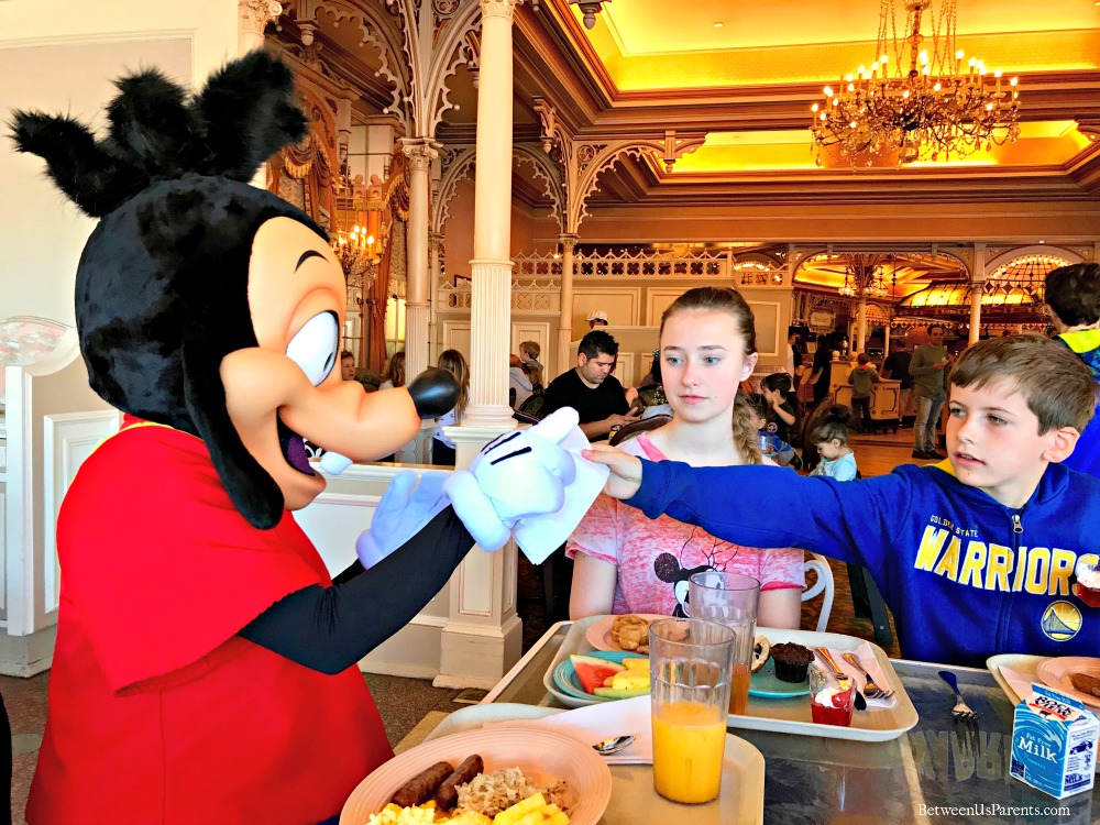 Character breakfast at the Plaza Inn Disneyland